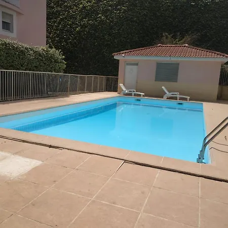 Avec Coin Nuit Et Garage Appartement *
