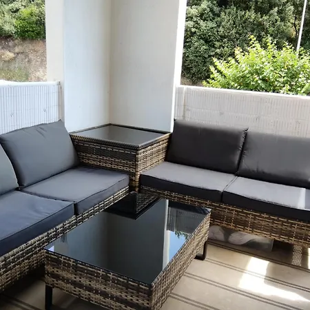 Appartement Avec Coin Nuit Et Garage
